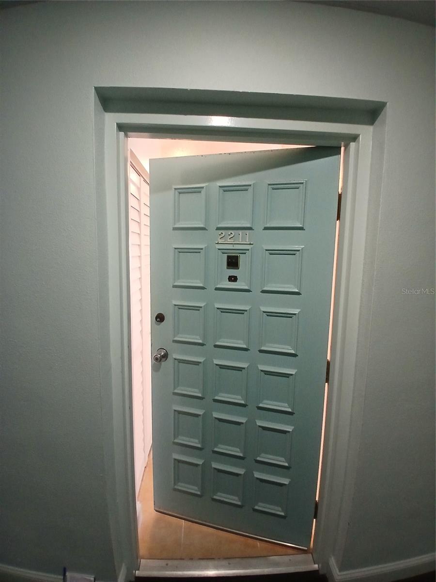 2700 Bayshore Blvd #2211 — photo