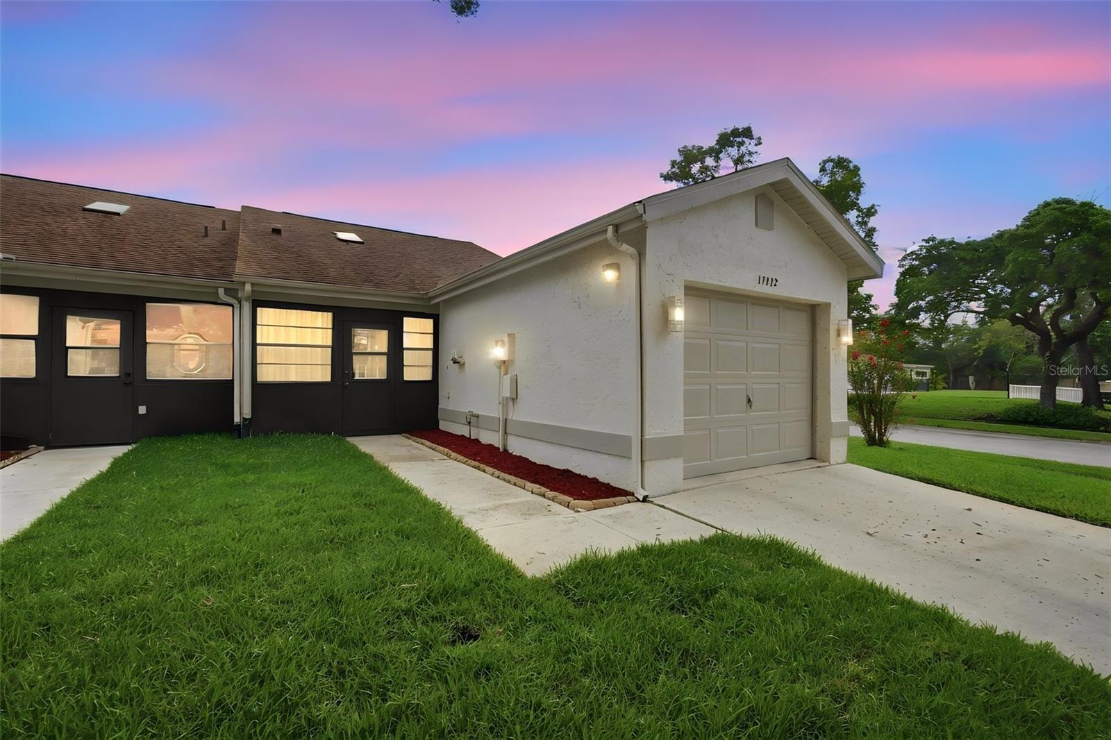 11712 Spring Tree Lane, Port Richey, FL 34668 — photo 2