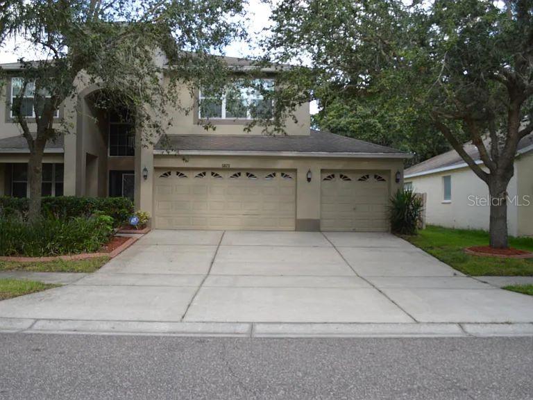 5823 Butterfield St — photo