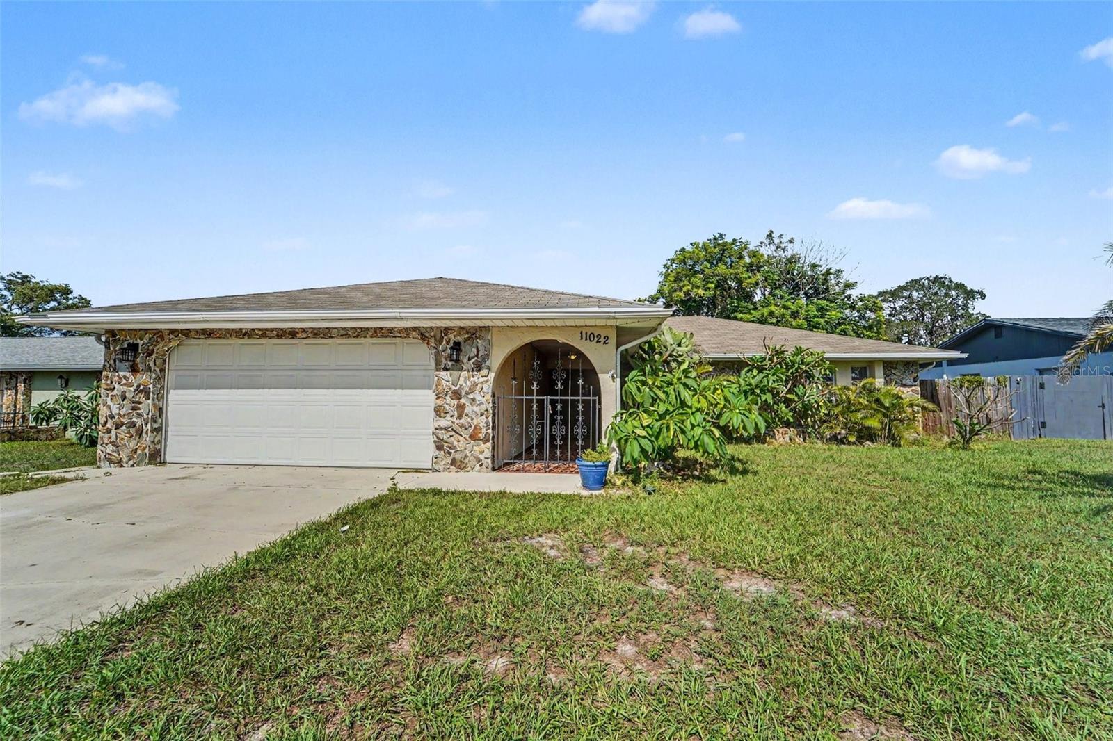 11022 Salt Tree Dr — photo