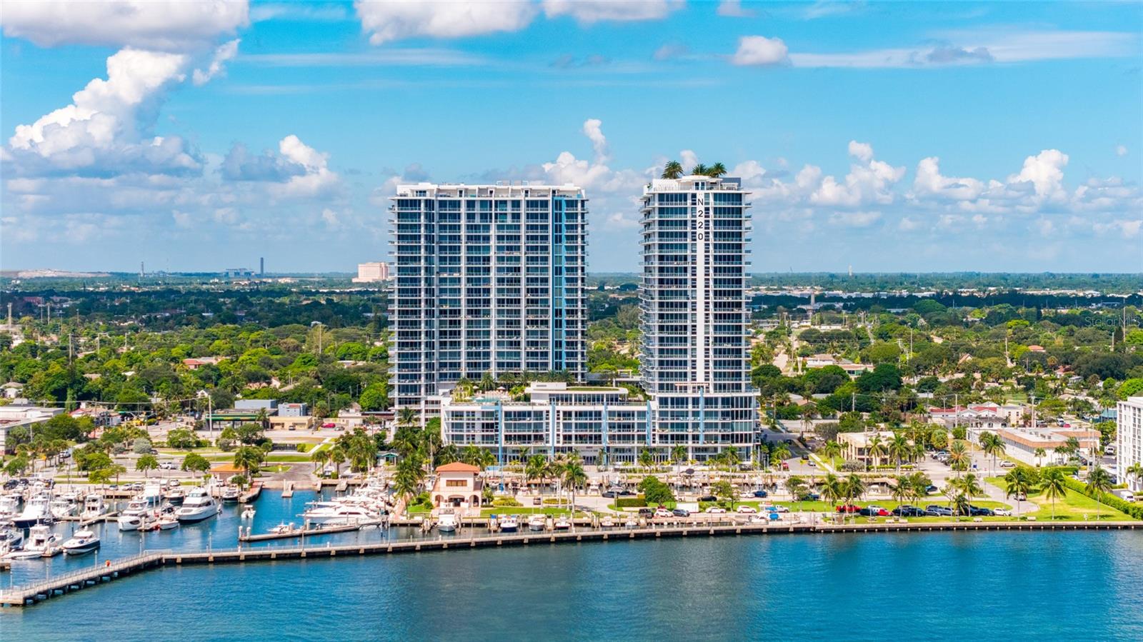 220 Lake Shore Dr #704 — photo
