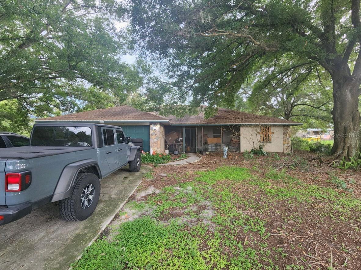 2407 Summer Hollow Dr — photo