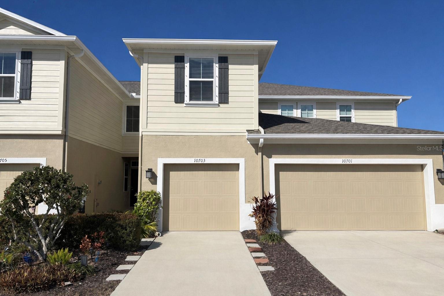 10703 Verawood Dr — photo