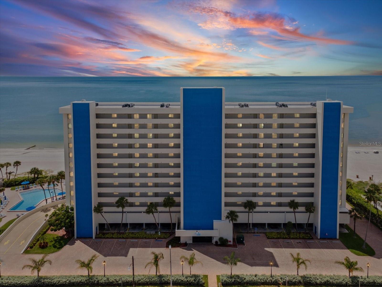 15000 Gulf Blvd #807 — photo