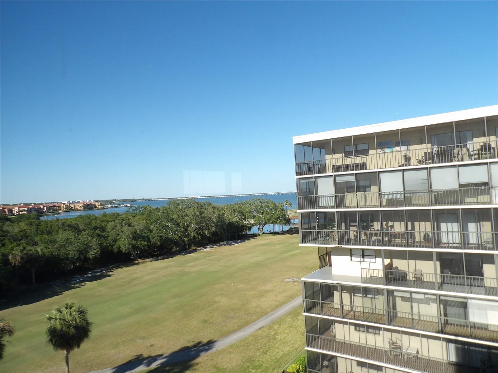 3300 Cove Cay Dr #6G — photo