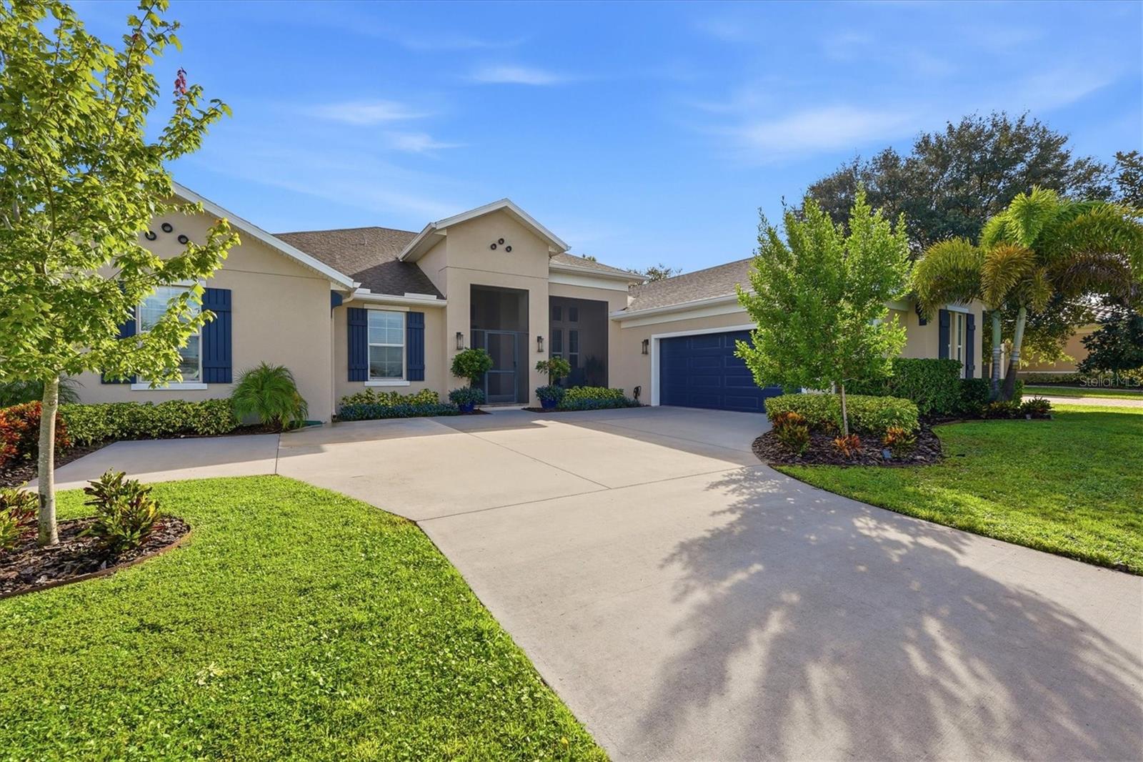 5209 Lake Venice Dr — photo