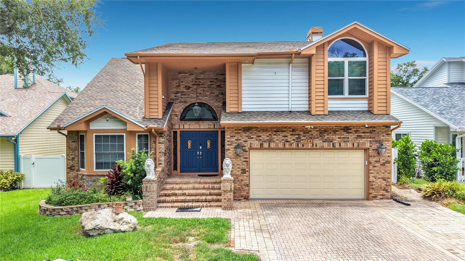 7542 Harbor View Way — photo