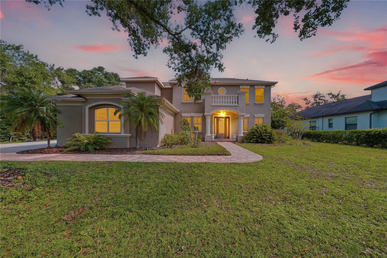9244 Rhea Dr — photo