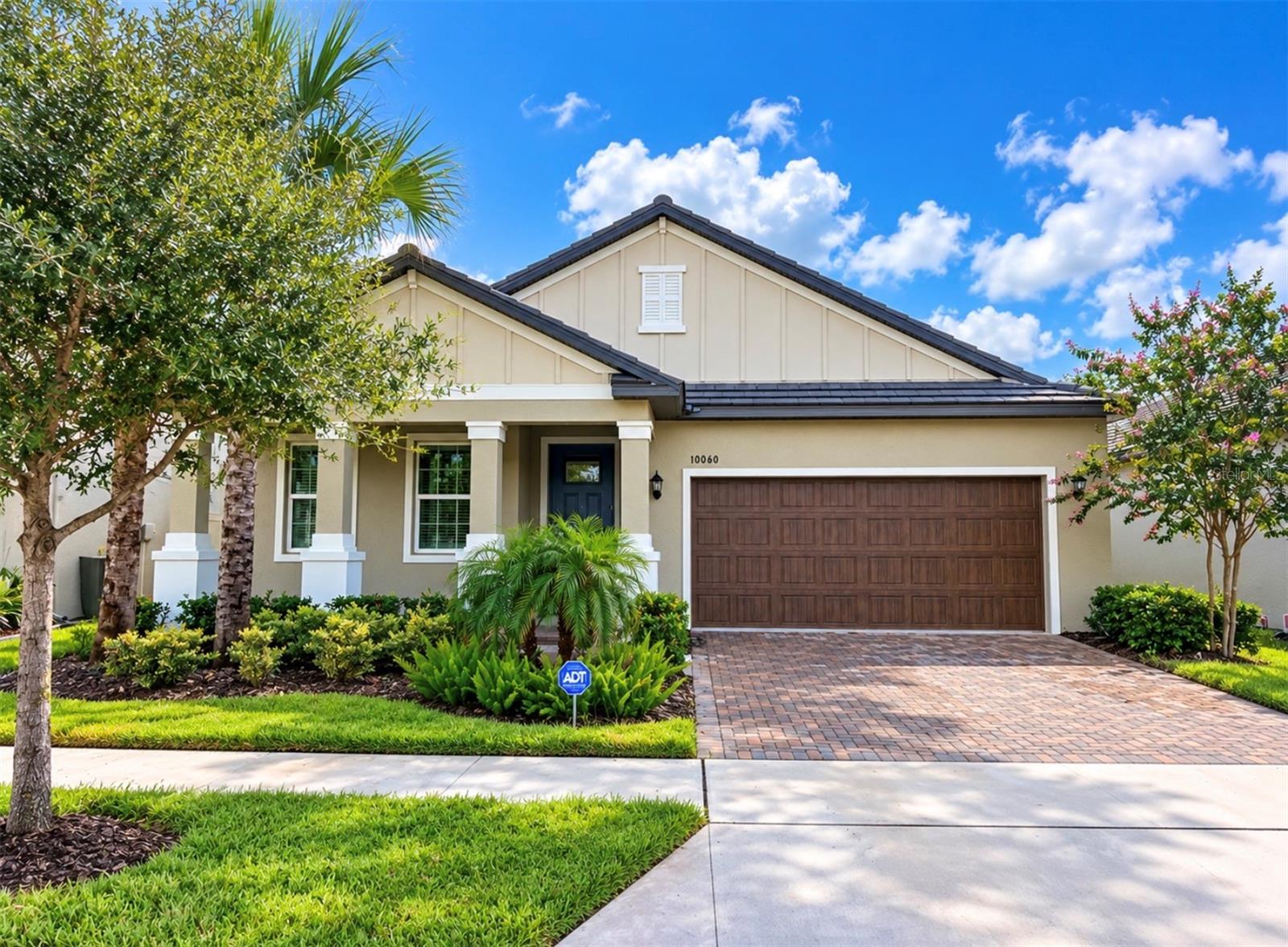 10060 Banyan Breeze Blvd — photo