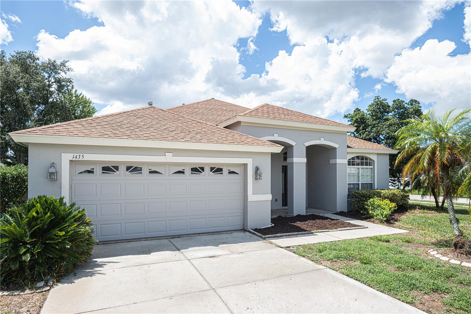 1435 Tawnyberry Ct — photo