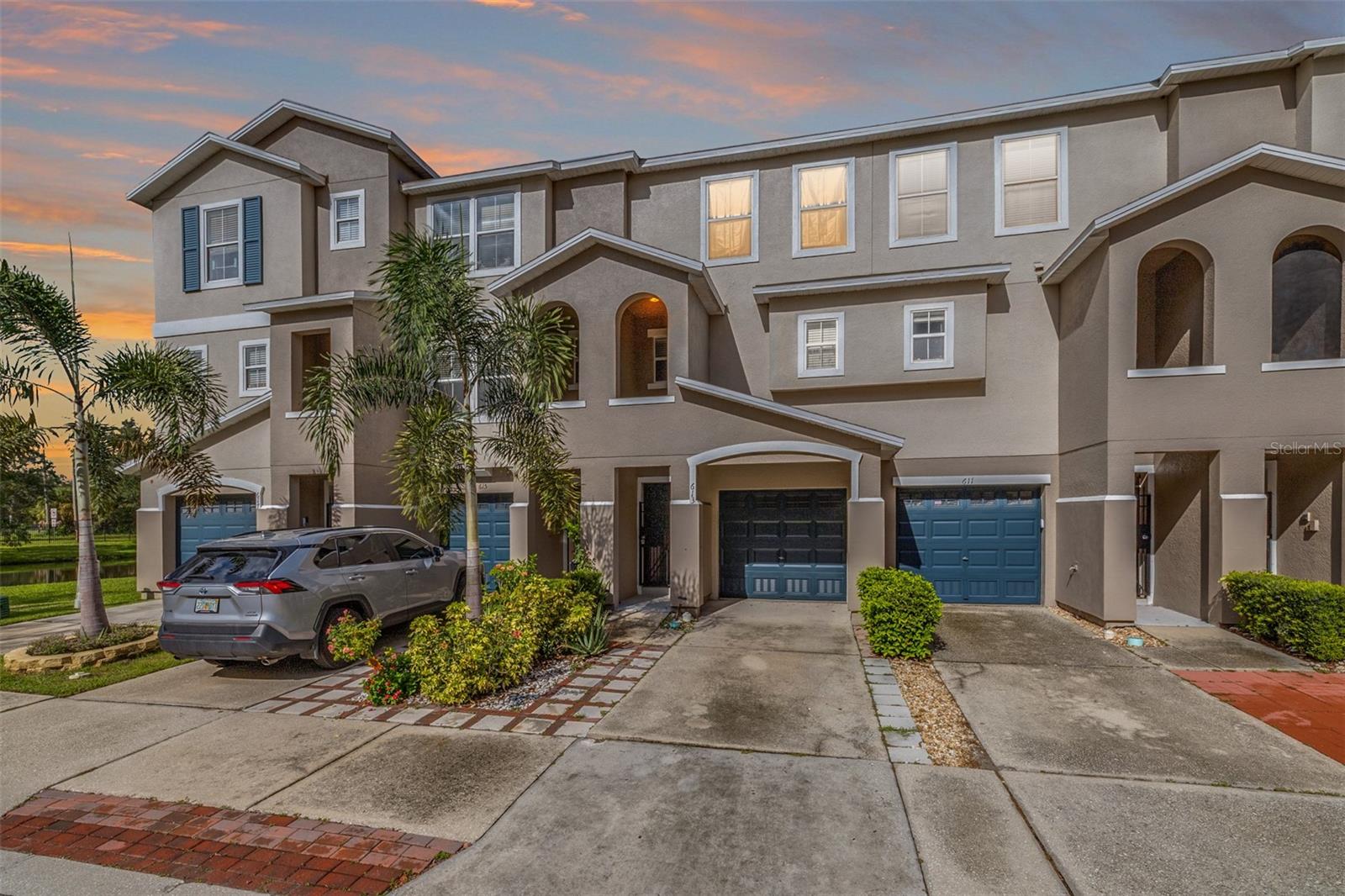 613 Wheaton Trent Pl — photo