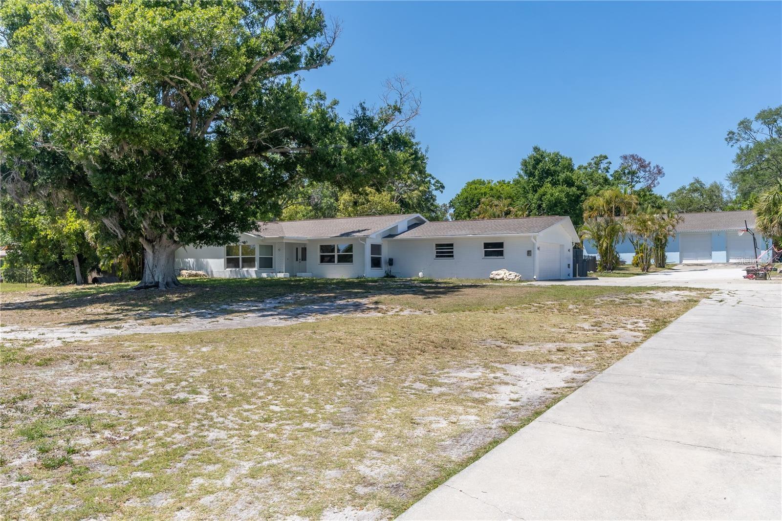 12705 Park Blvd — photo