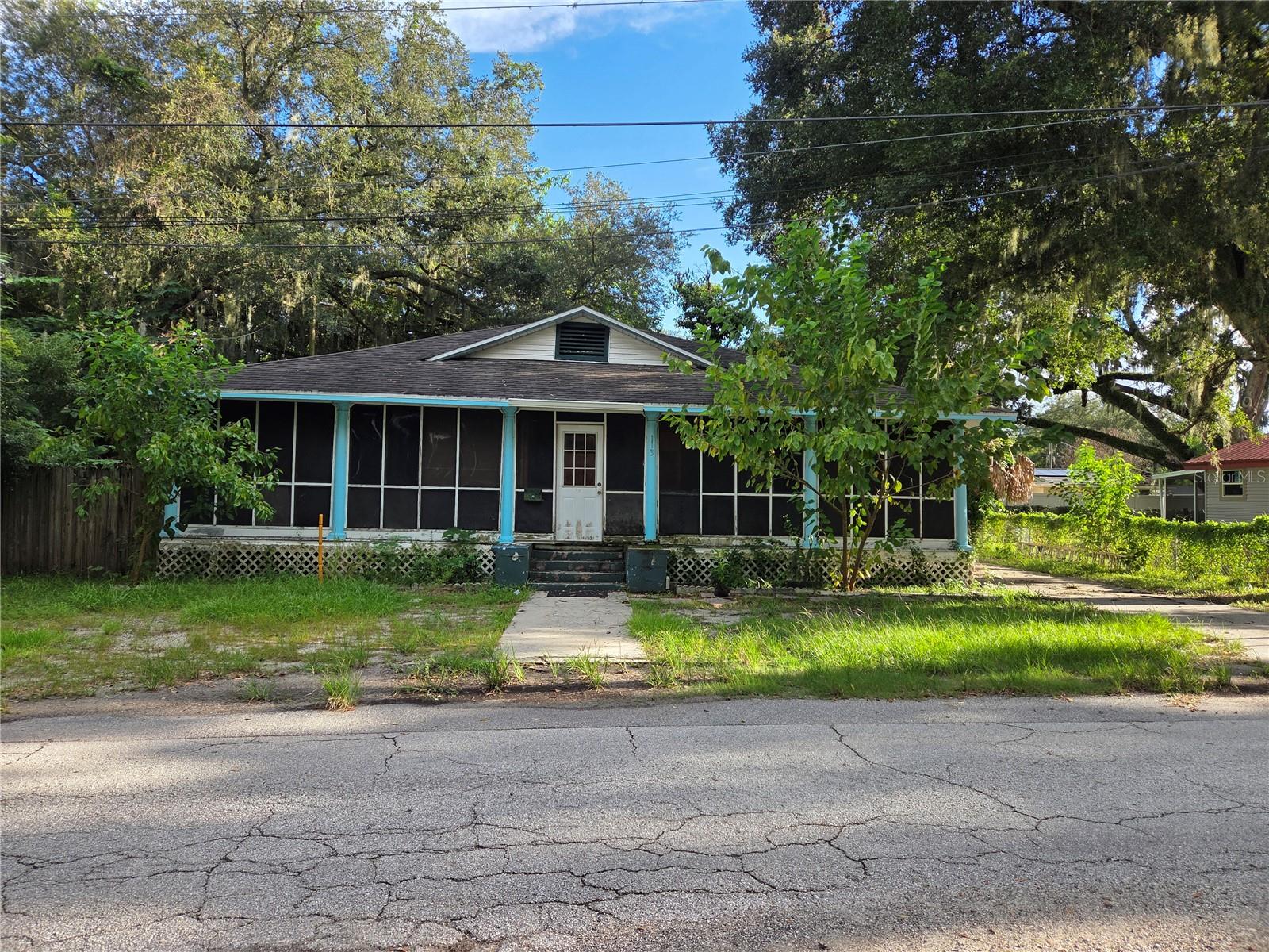 113 W Strickland St — photo