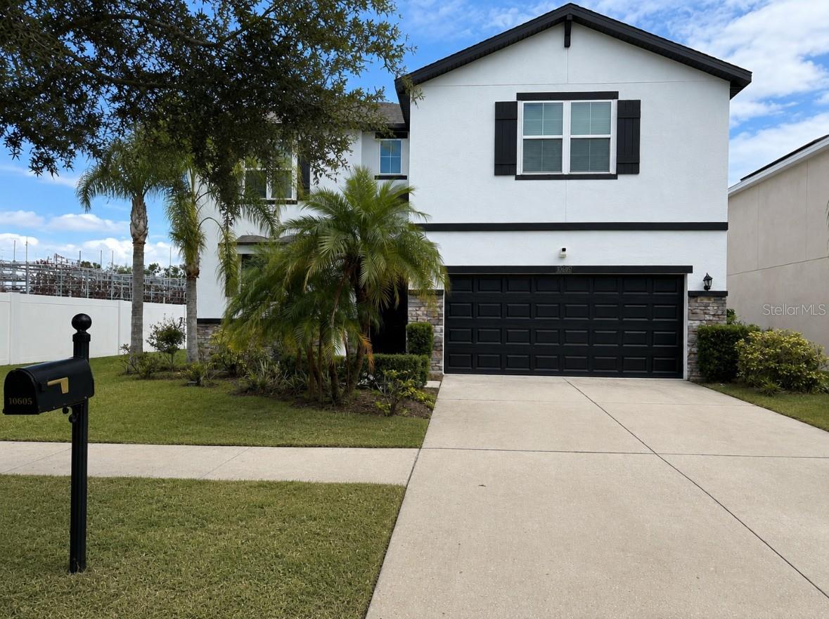 10605 Avian Forrest Dr — photo