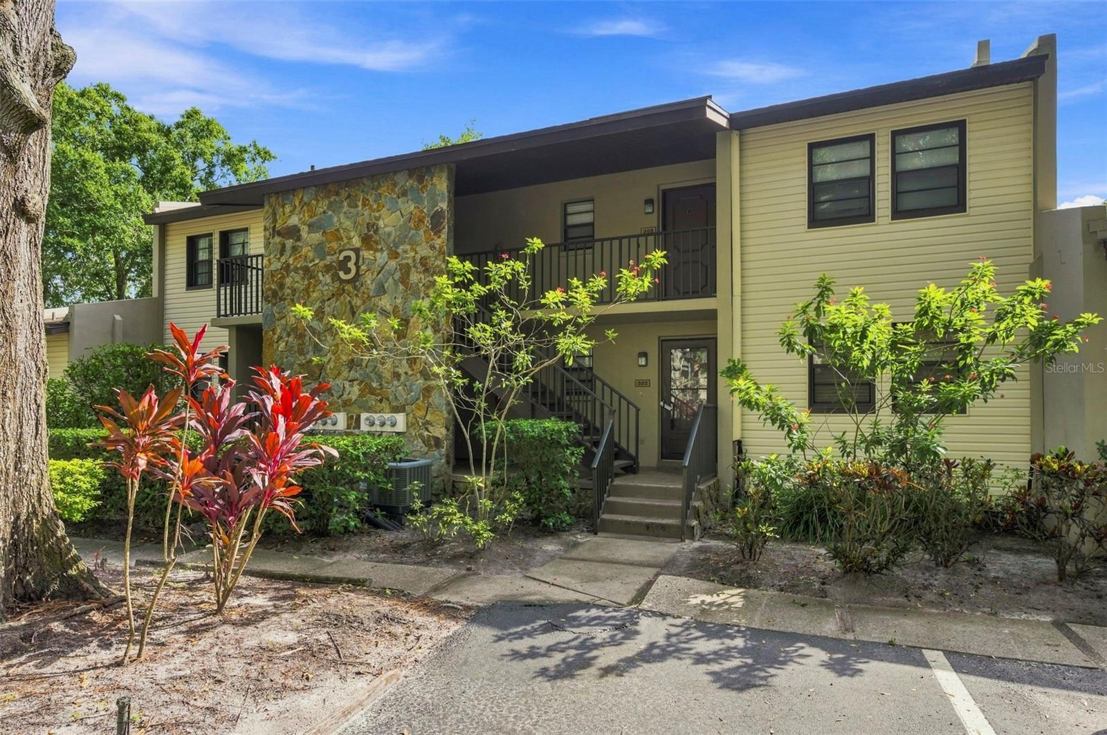 1000 Tarpon Woods Blvd #302 — photo