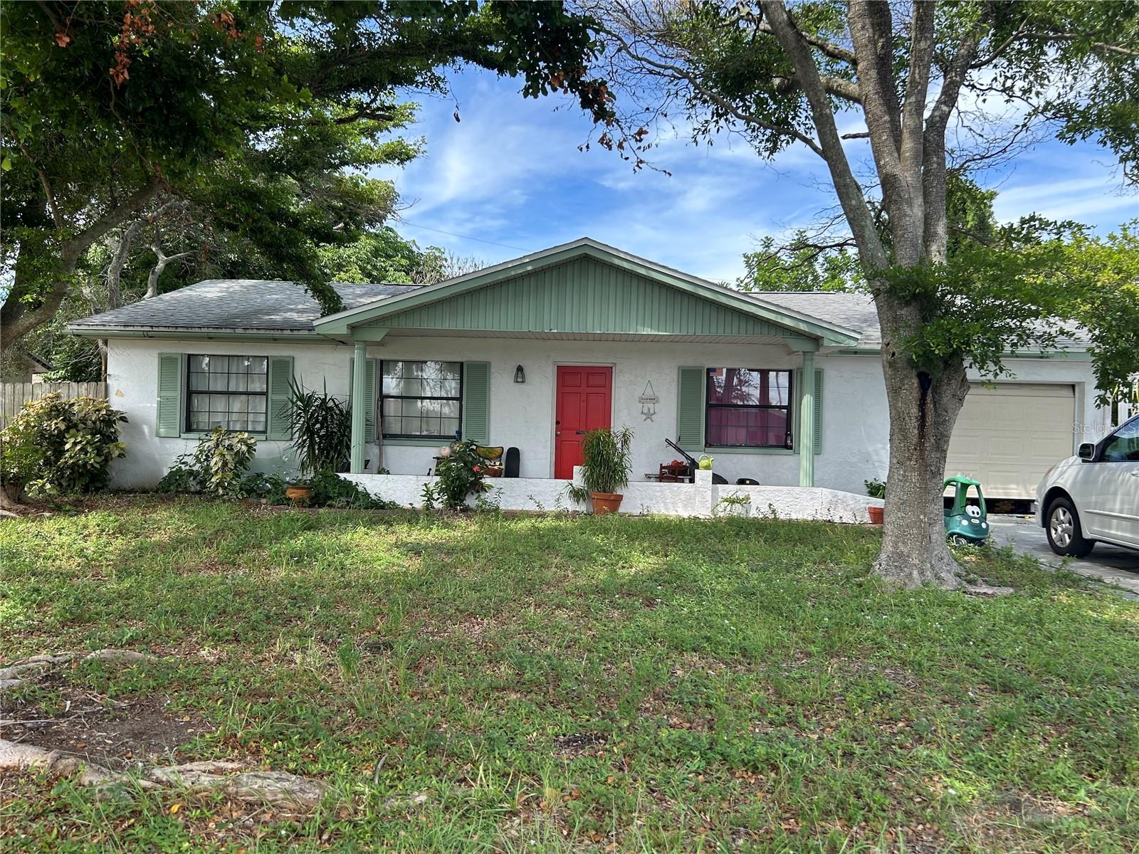 380 Sea Horse Ave — photo