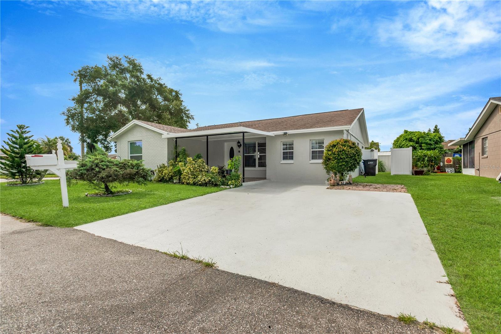 10302 Orchard Hills Ct — photo