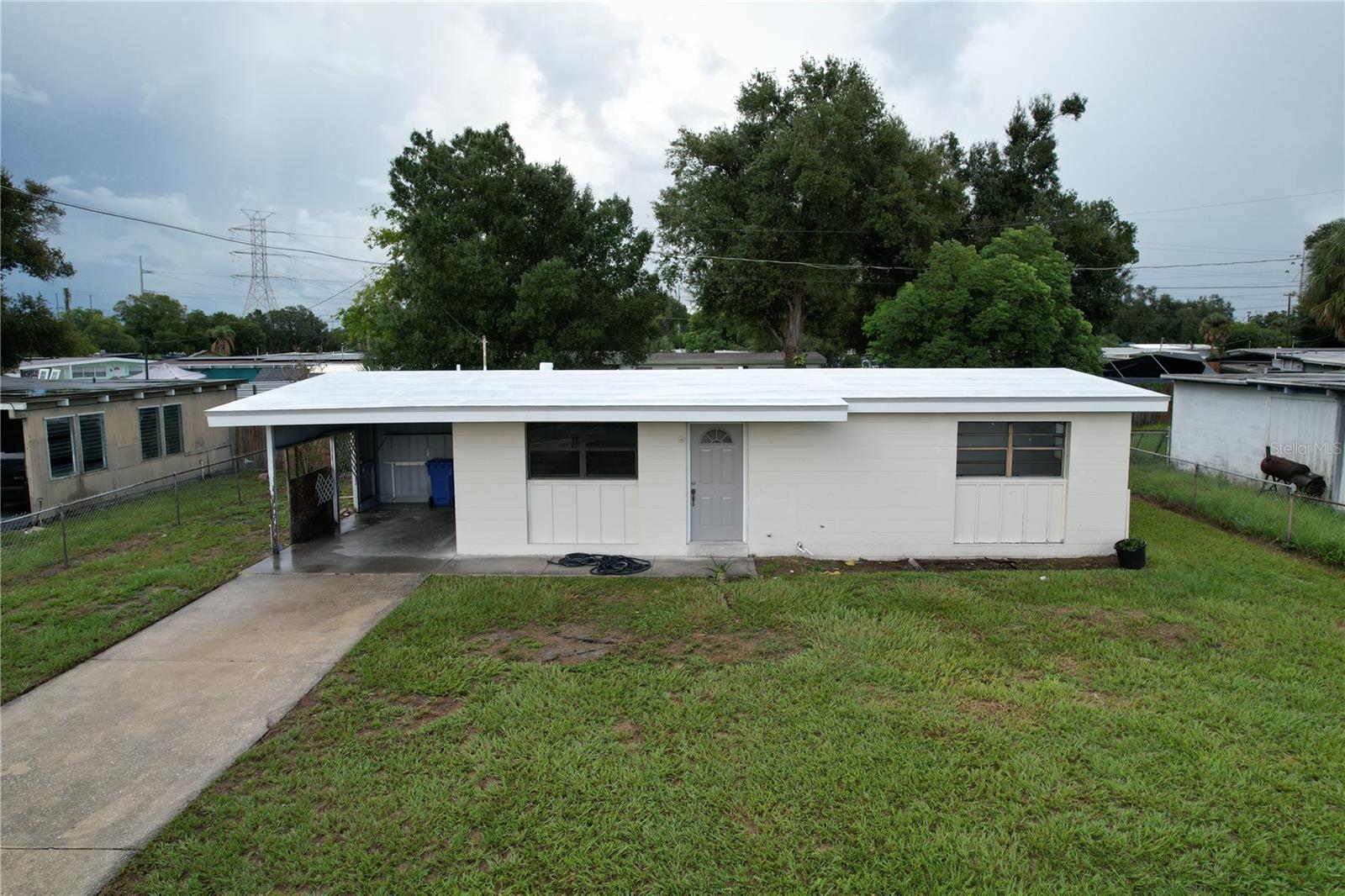 1310 Warrington Way — photo