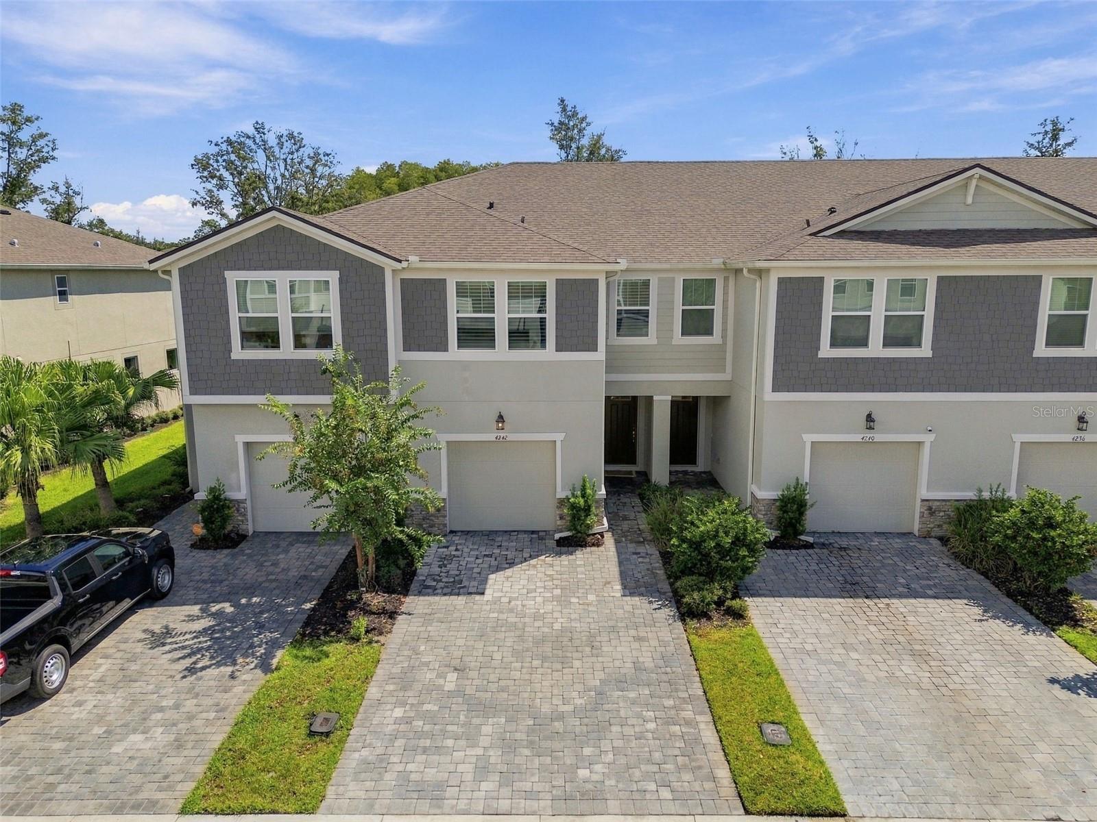 4242 Cloud Hopper Way — photo