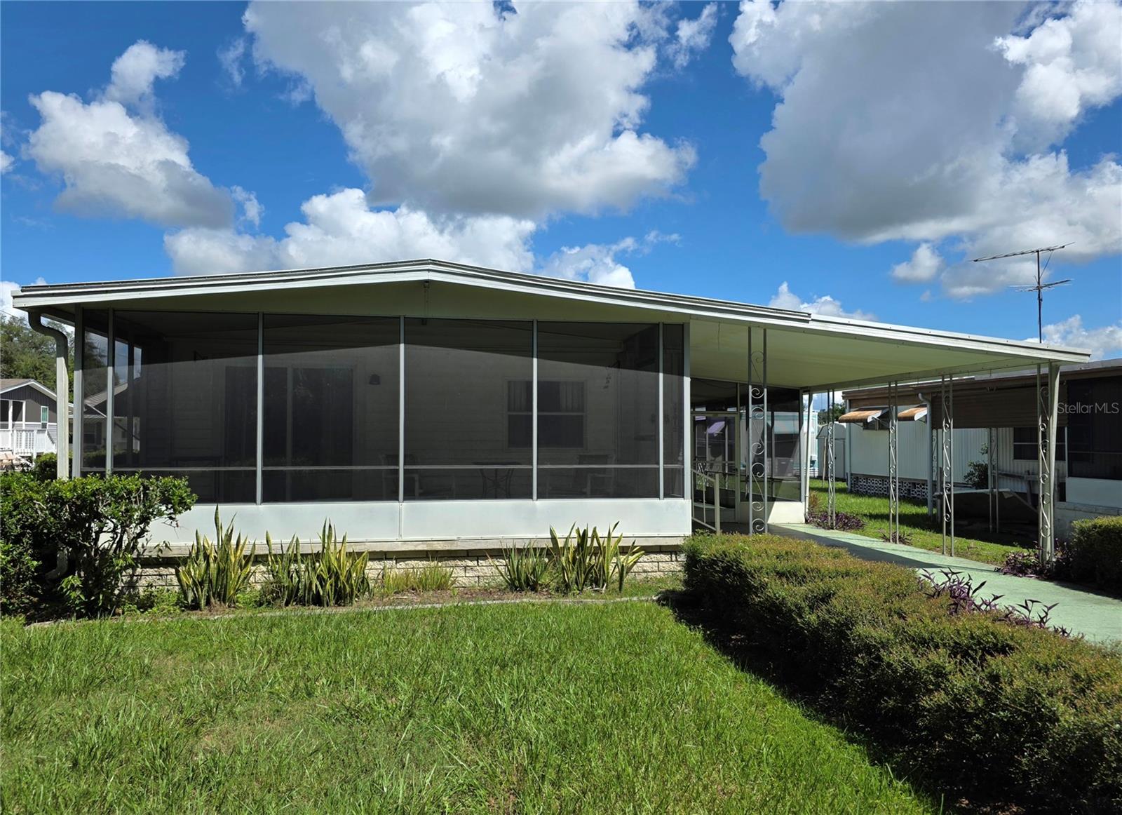 37015 Karen Ave — photo
