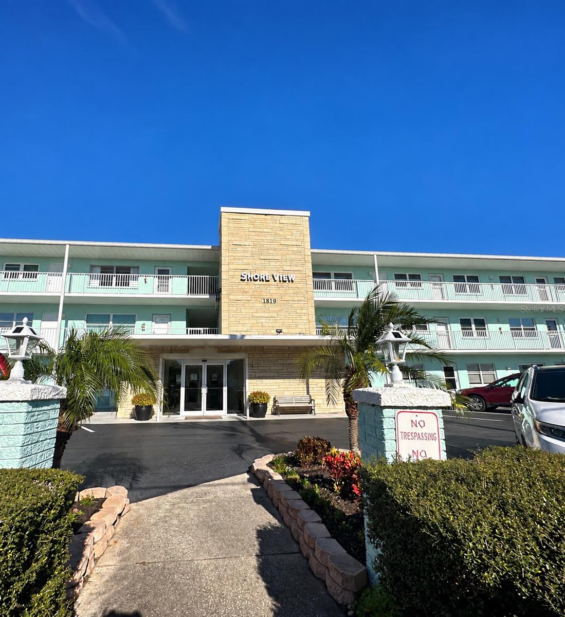 1819 Shore Dr S #307 — photo