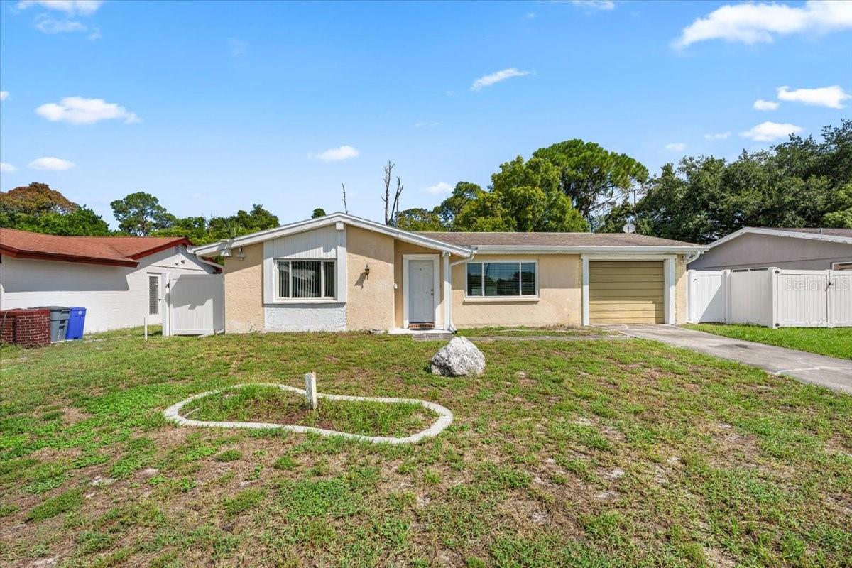 4041 Woodsville Dr — photo