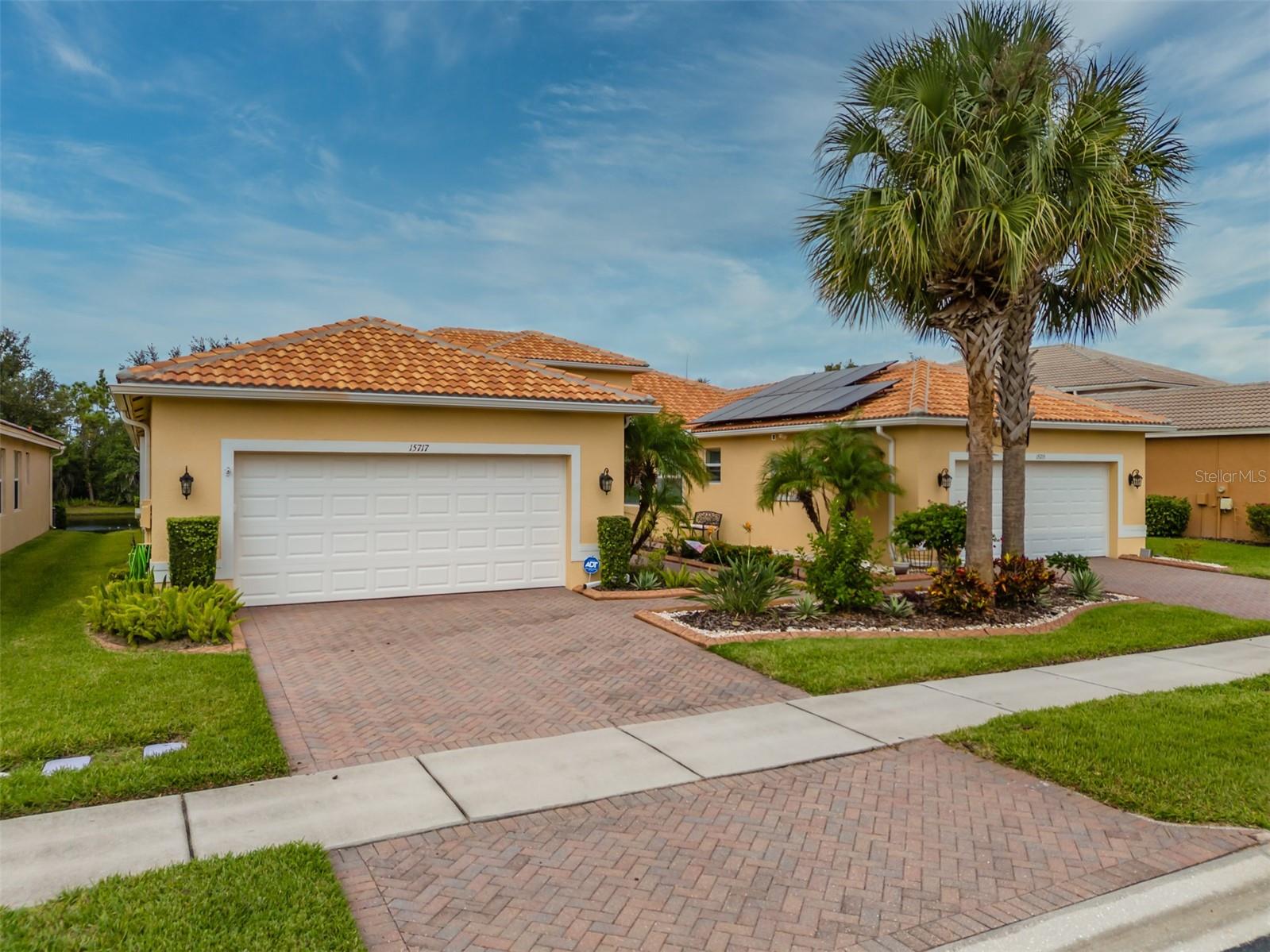 15717 Aurora Lake Cir — photo
