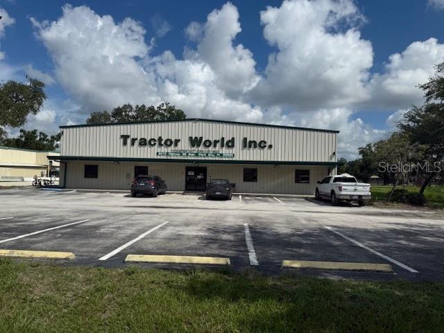 2410 E 92 Hwy — photo