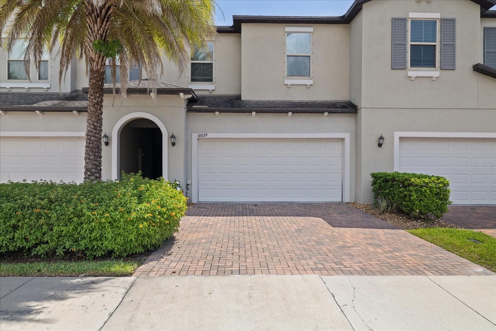 10029 Corso Milano Dr — photo