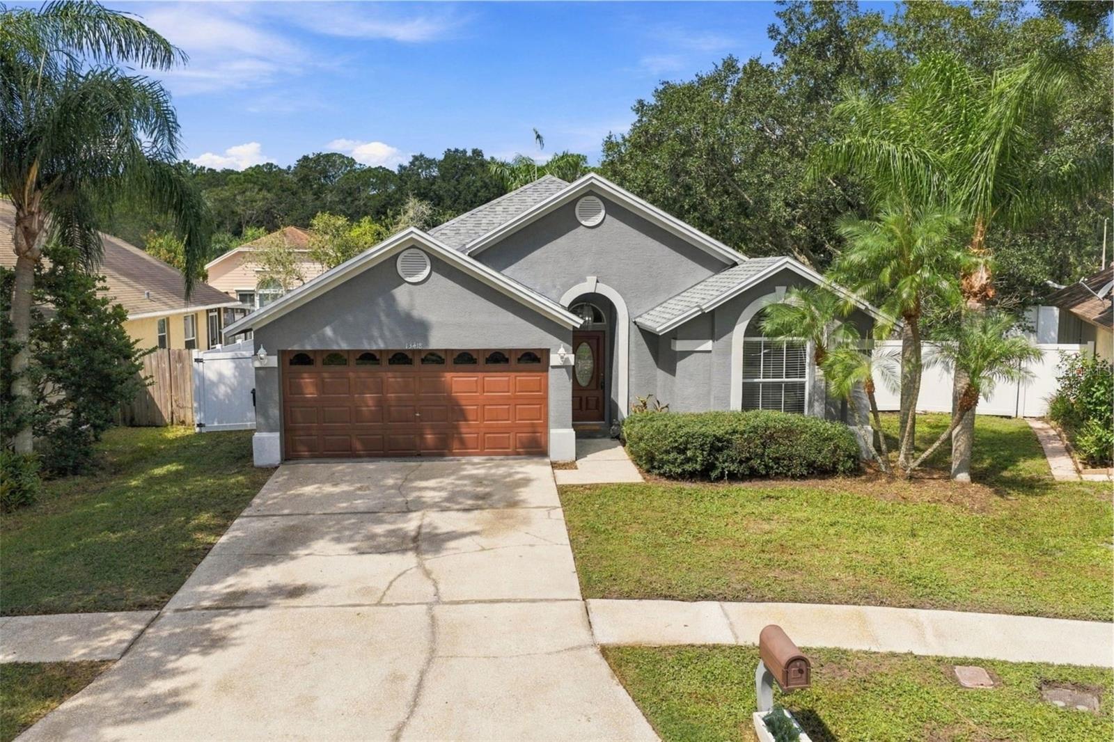 13418 Sunvale Pl — photo