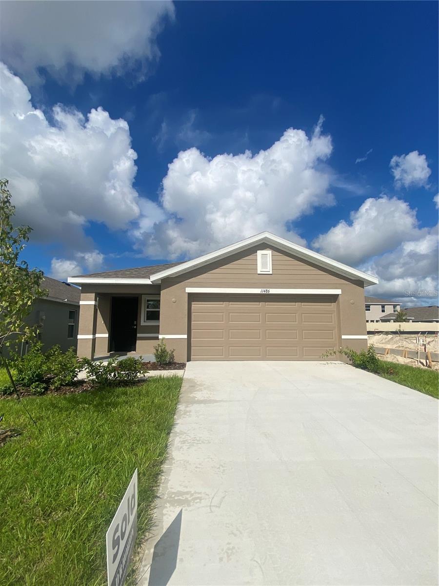 11486 Memorial Dr — photo