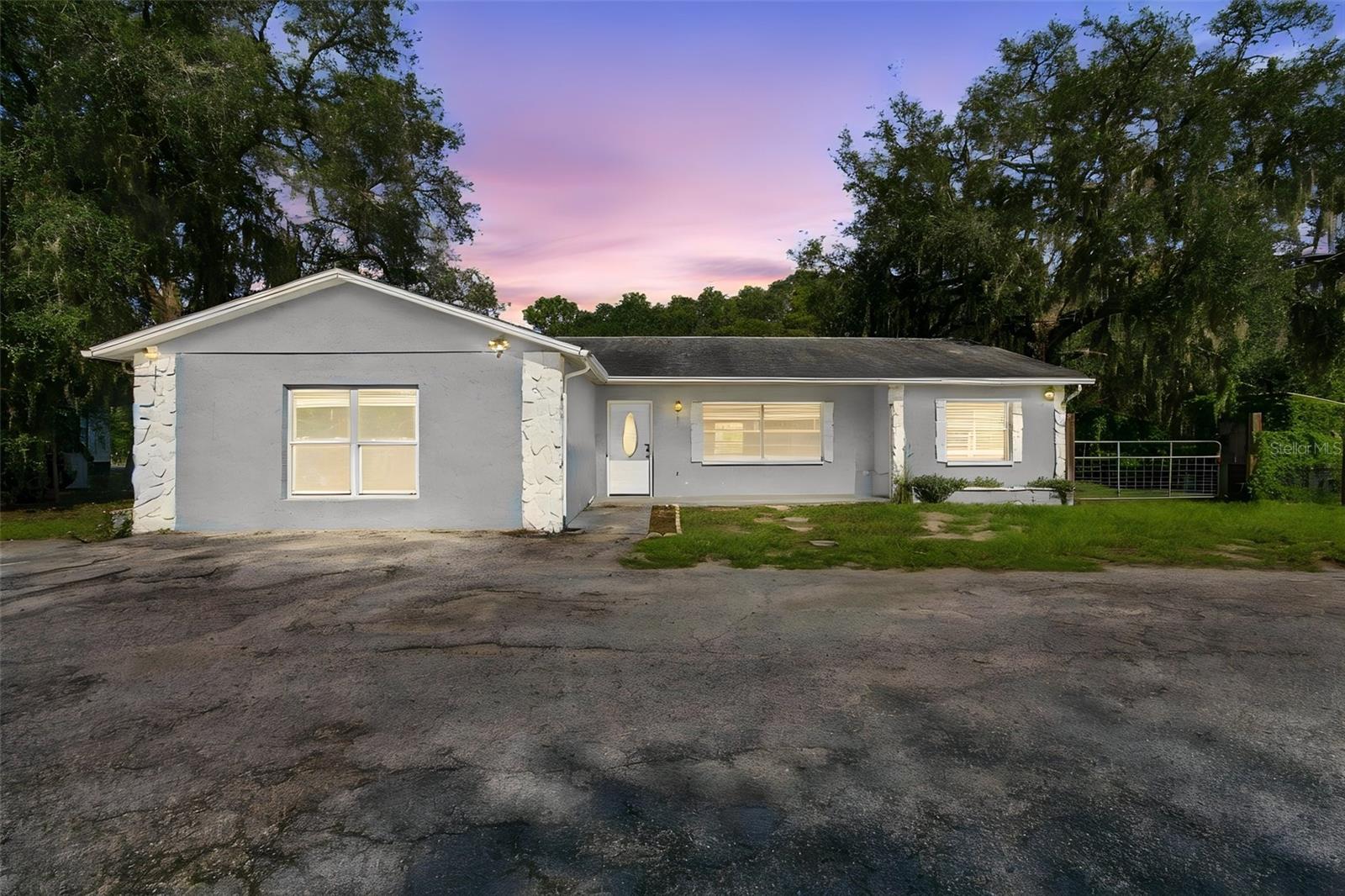 11741 Bruin Dr — photo