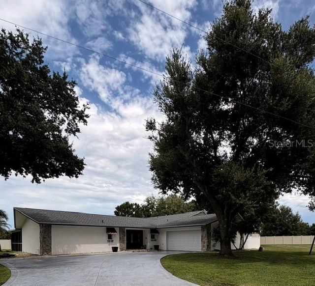 1936 Rolling Green Cir — photo