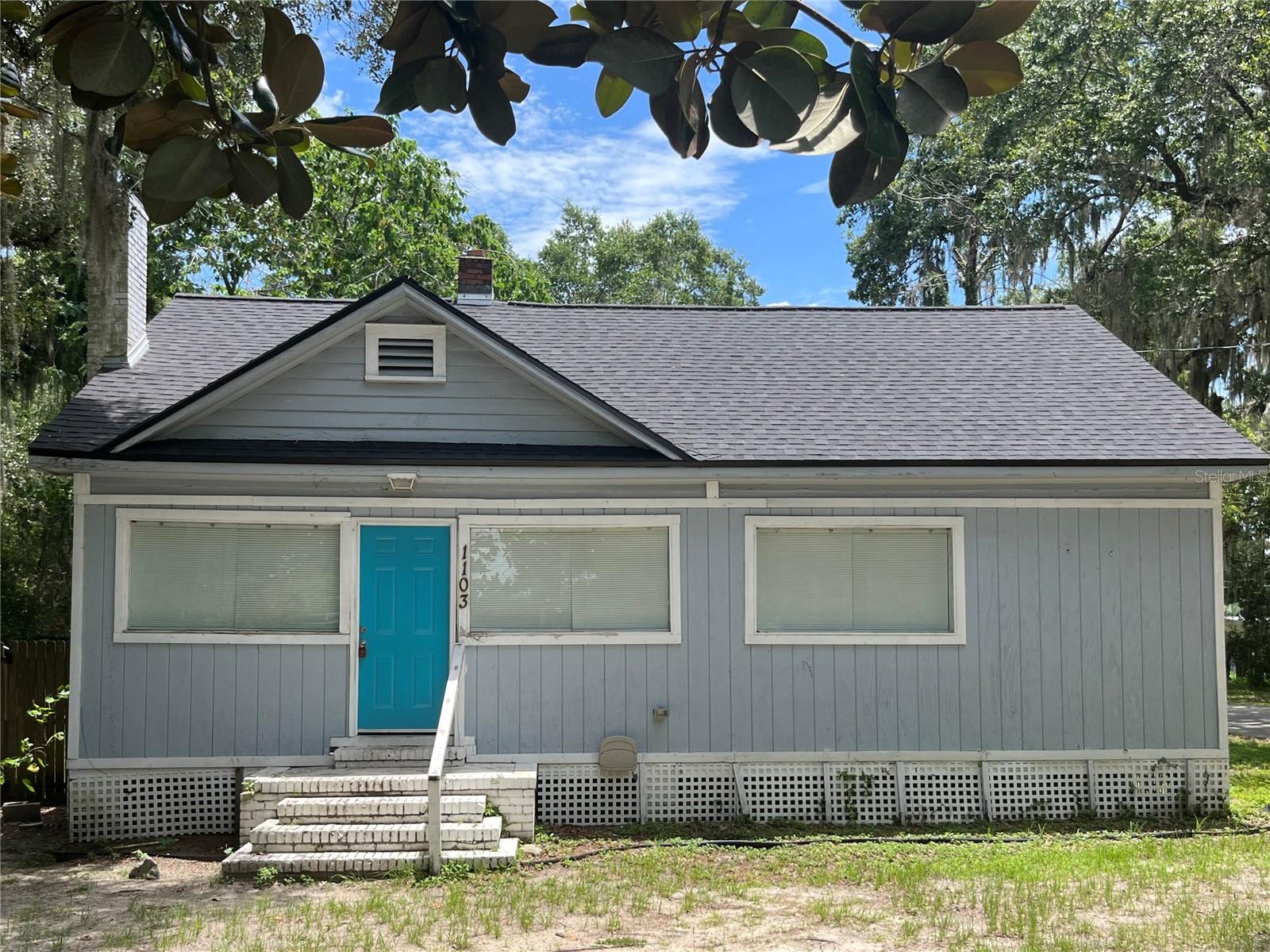 1103 NE 9th Ave — photo