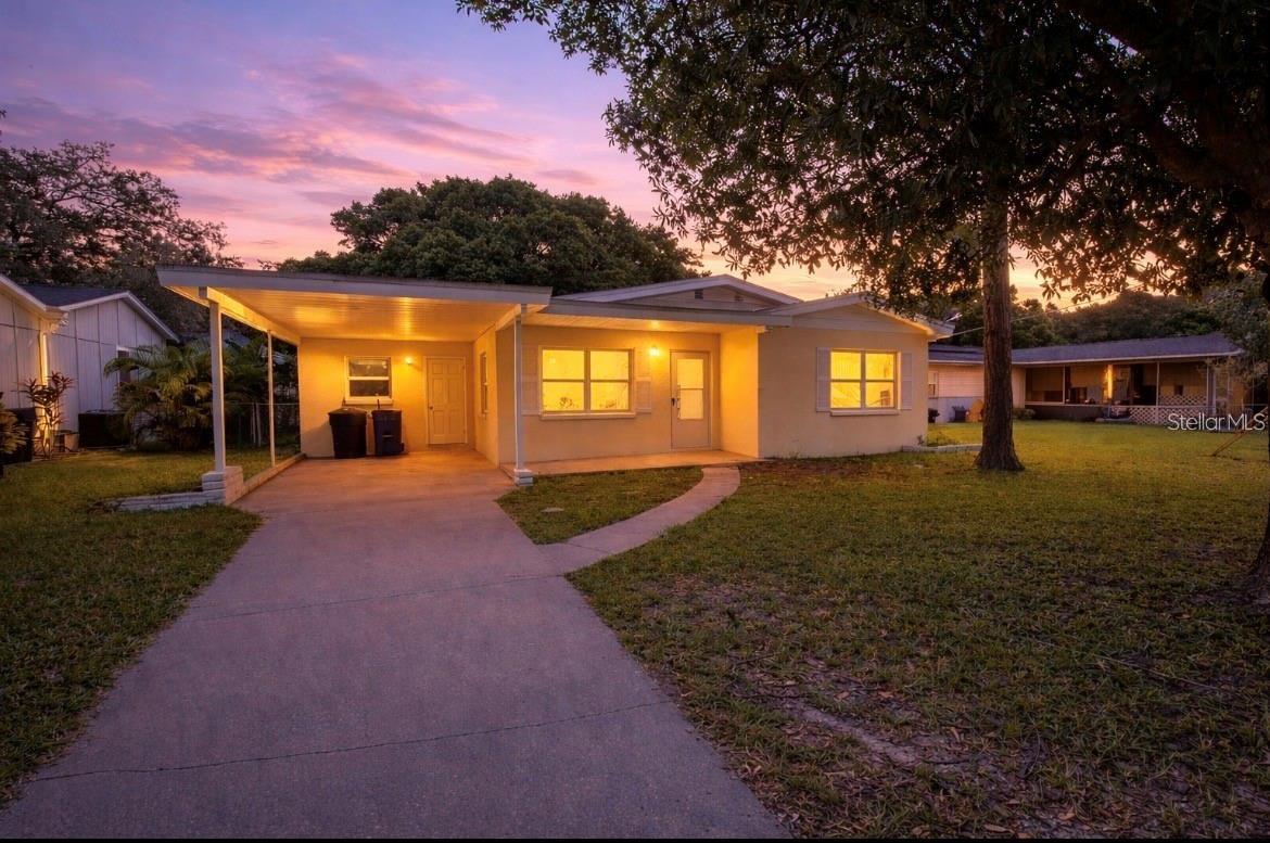 1247 Davis Rd — photo