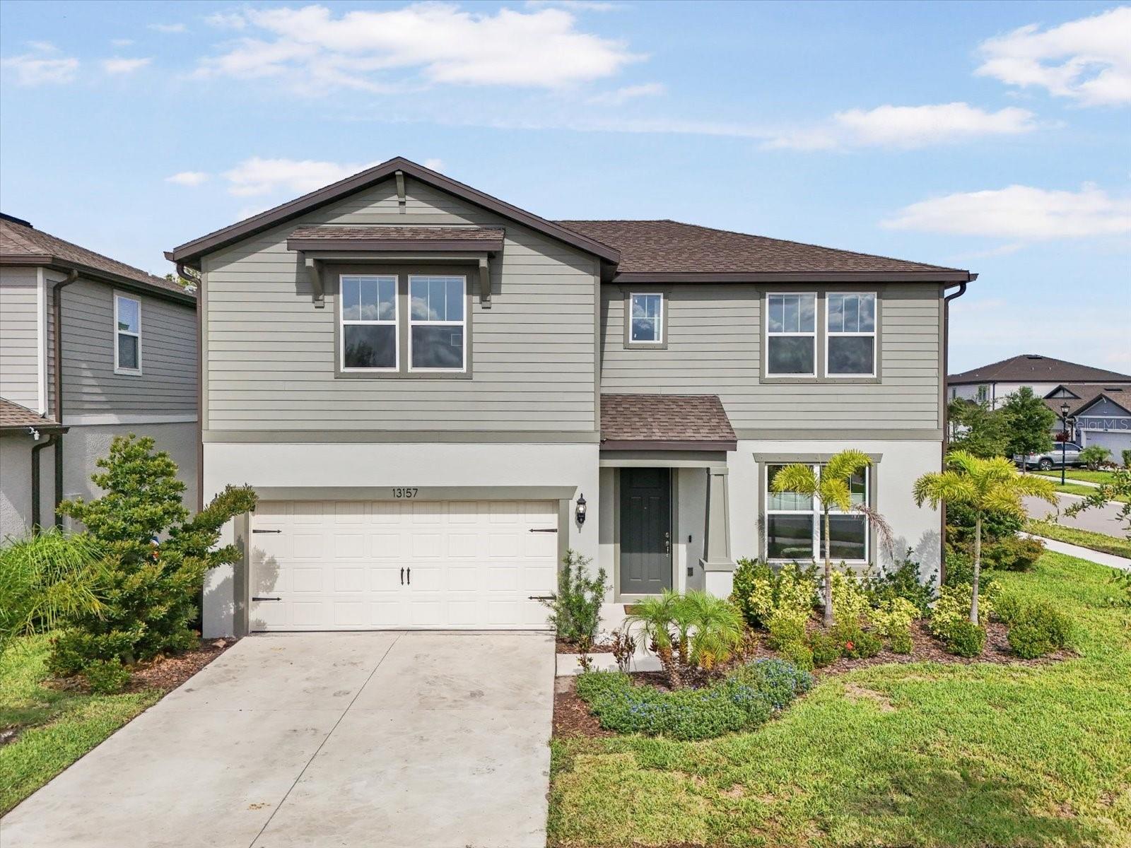 13157 Peachleaf Ave — photo
