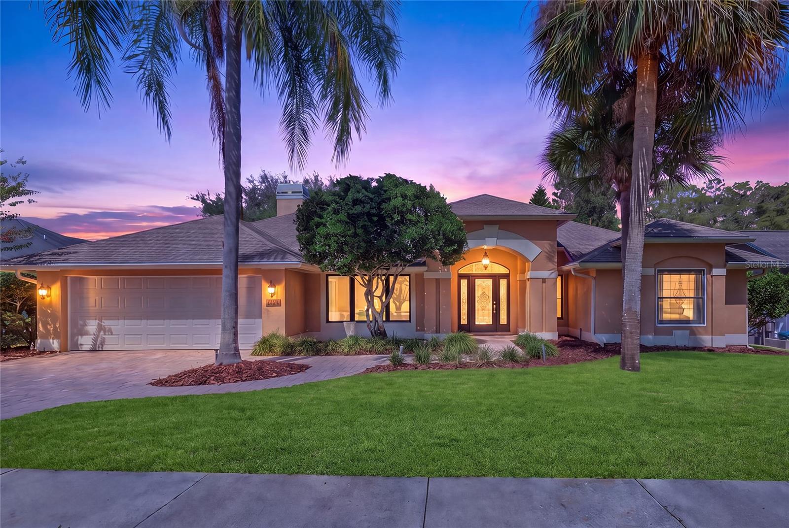 3275 Cobbs Dr — photo