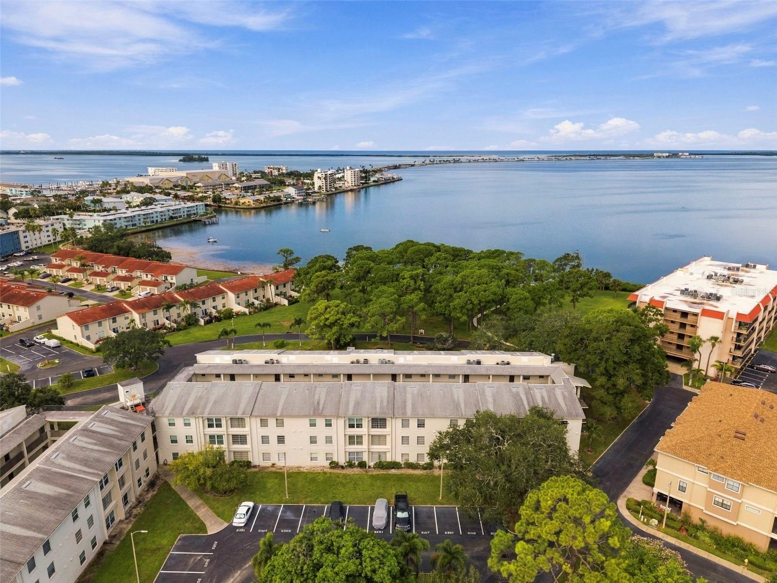2700 Bayshore Blvd #6200 — photo