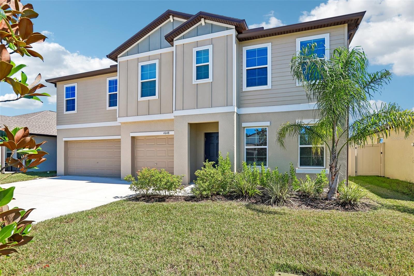 4048 Capri Coast Dr — photo