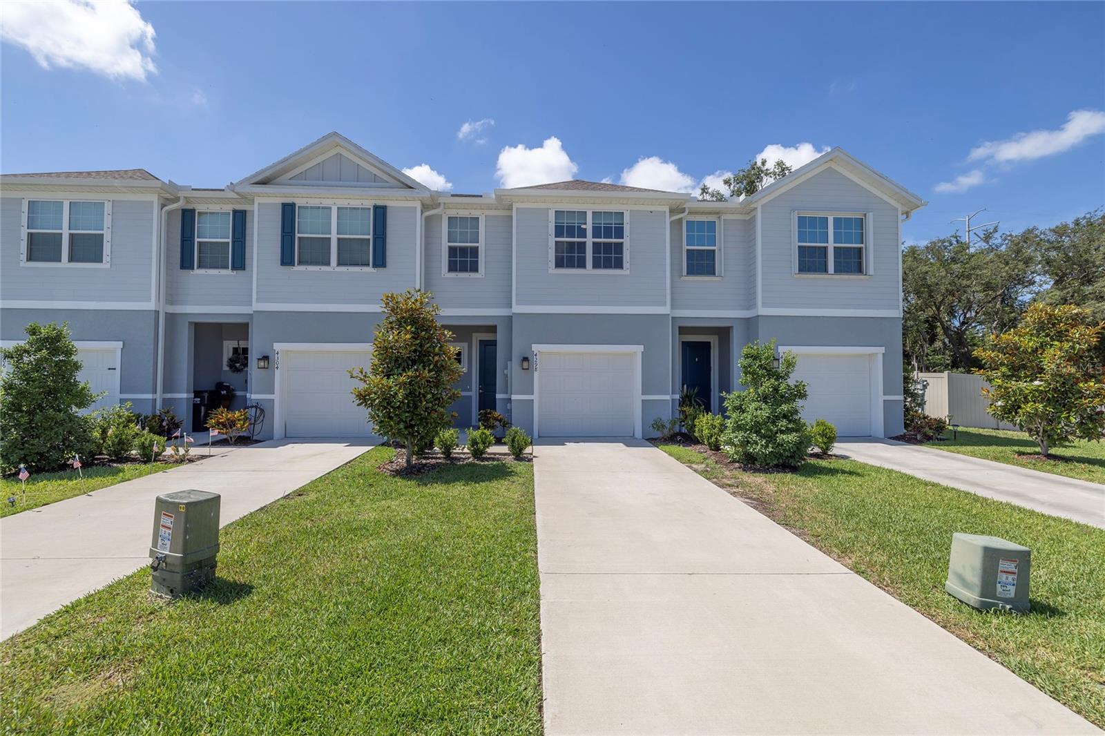 4298 Harbour Palm Dr — photo