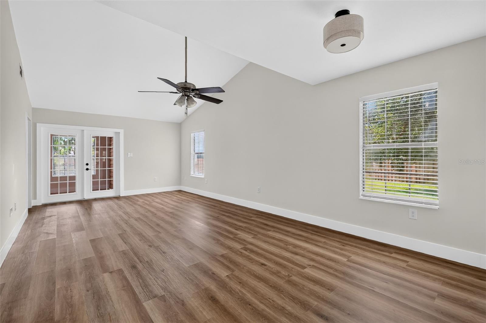 4 Cove Lane, Eustis, FL 32726 — photo 2