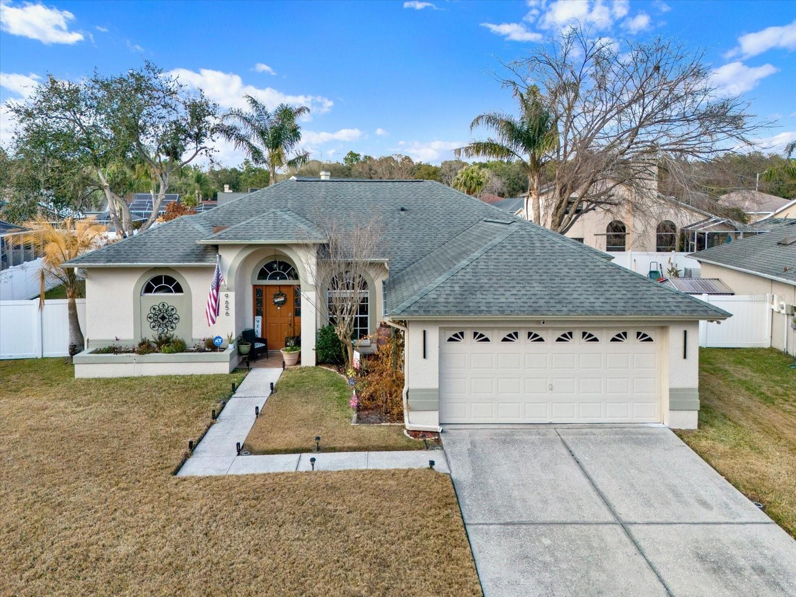 9656 Fox Hearst Rd — photo
