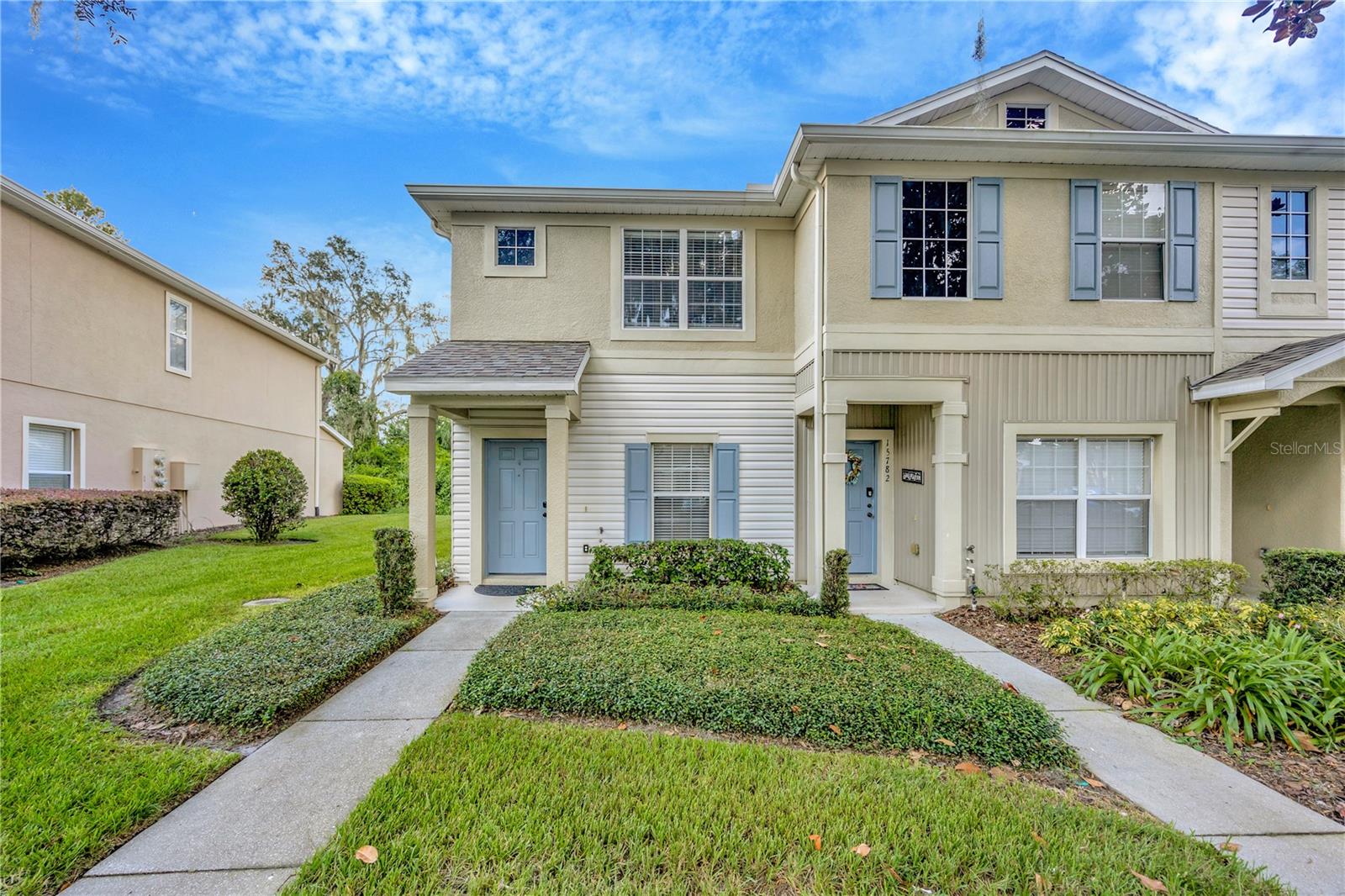 15780 Fishhawk Falls Dr — photo