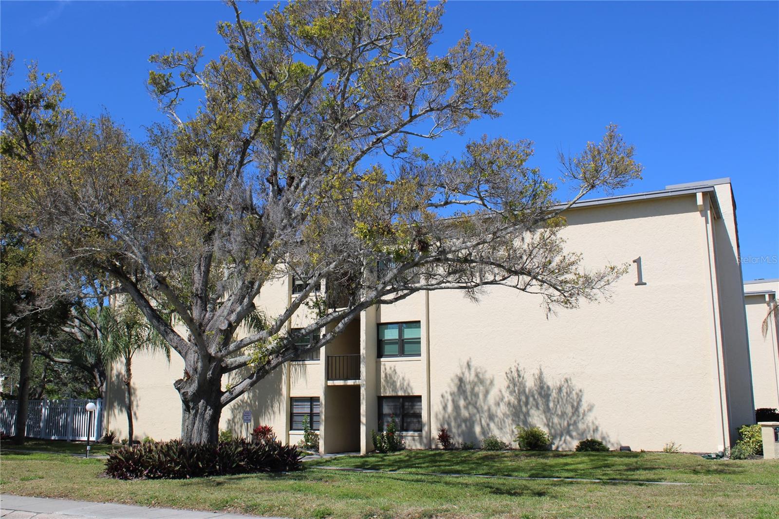 14130 Rosemary Ln #1305 — photo