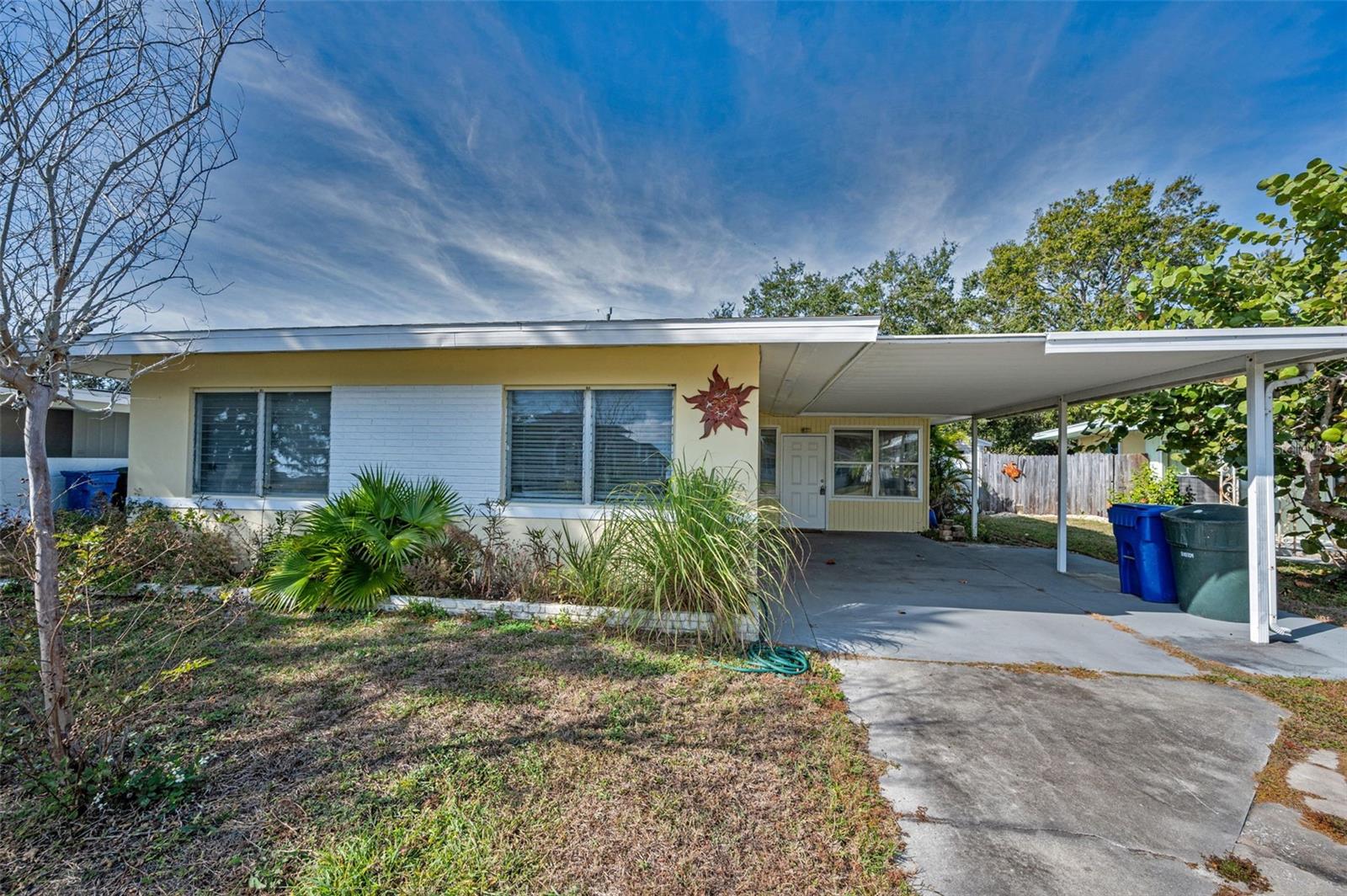 2476 Coronado Way — photo