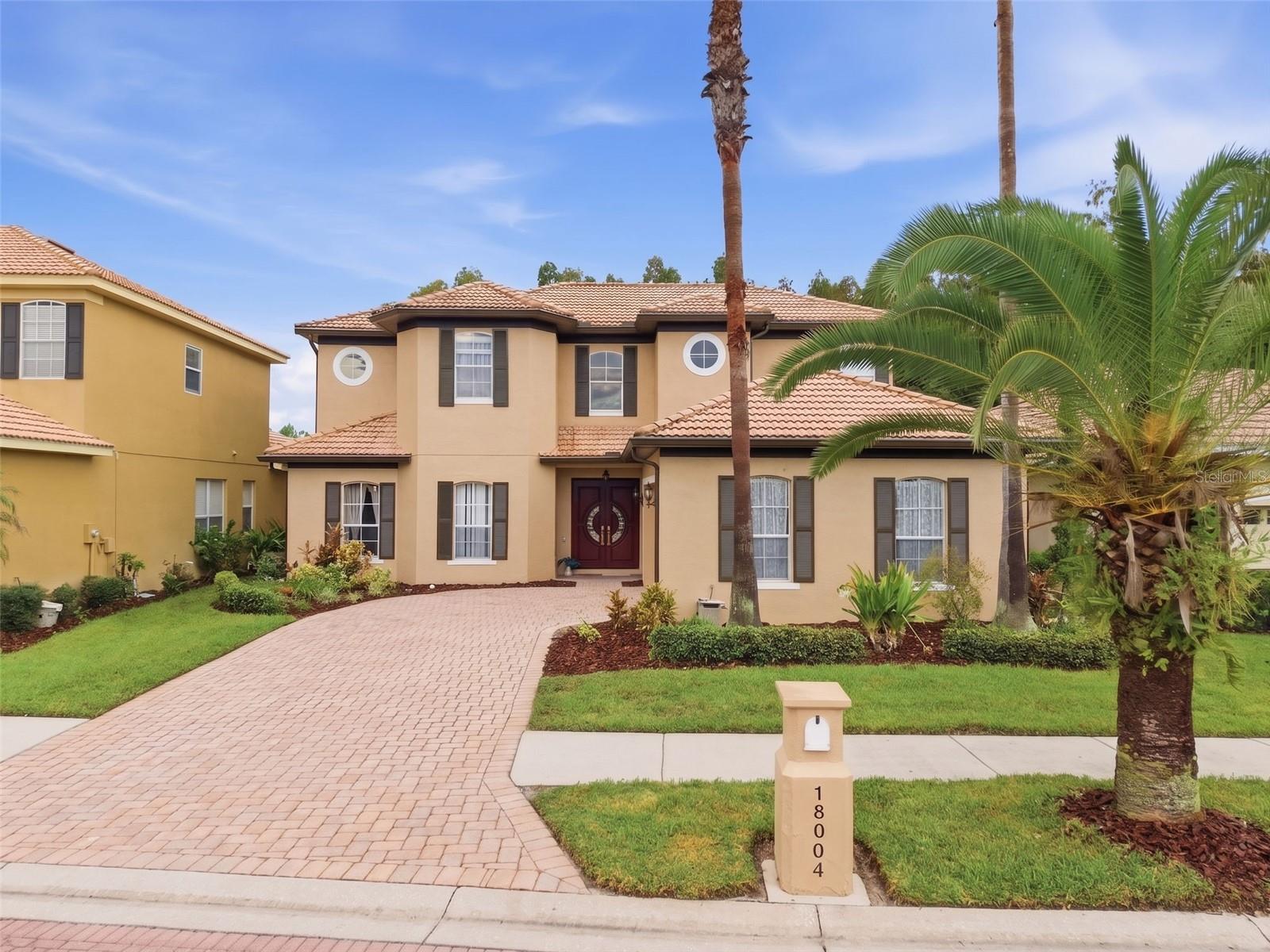 18004 Lanai Isle Dr — photo