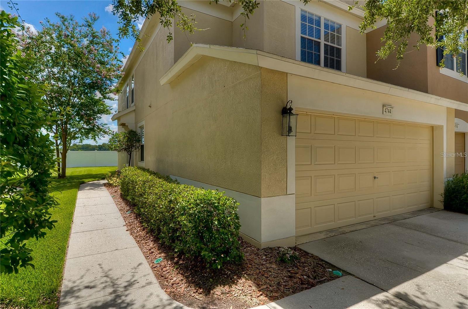 4744 Pond Ridge Dr — photo