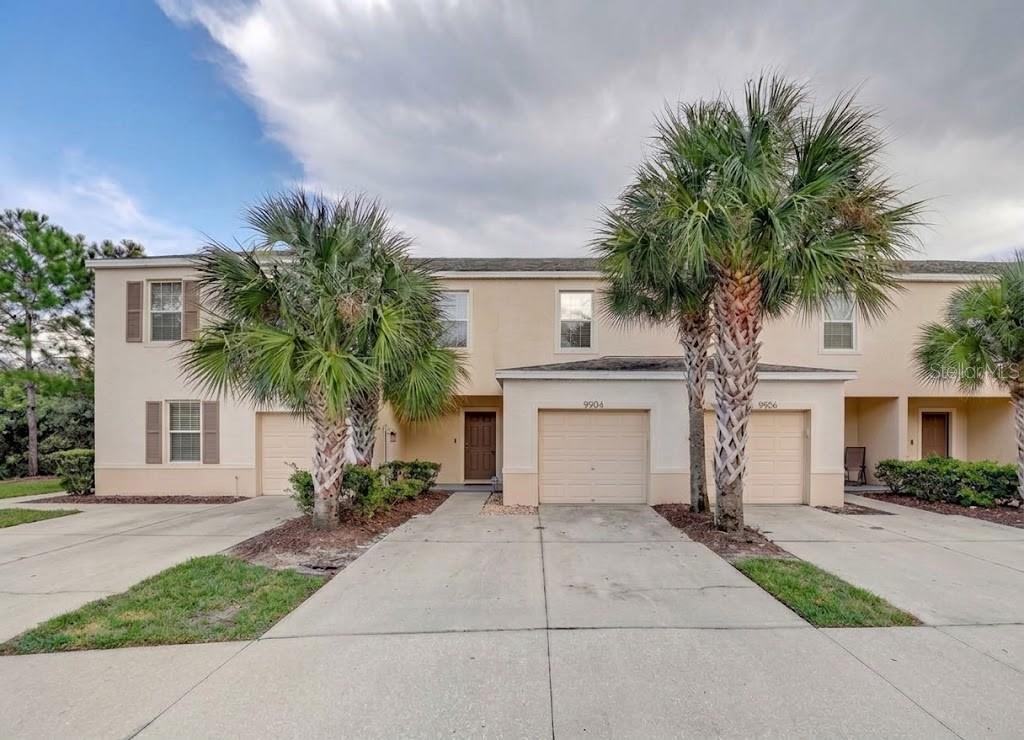 9904 Hound Chase Dr — photo