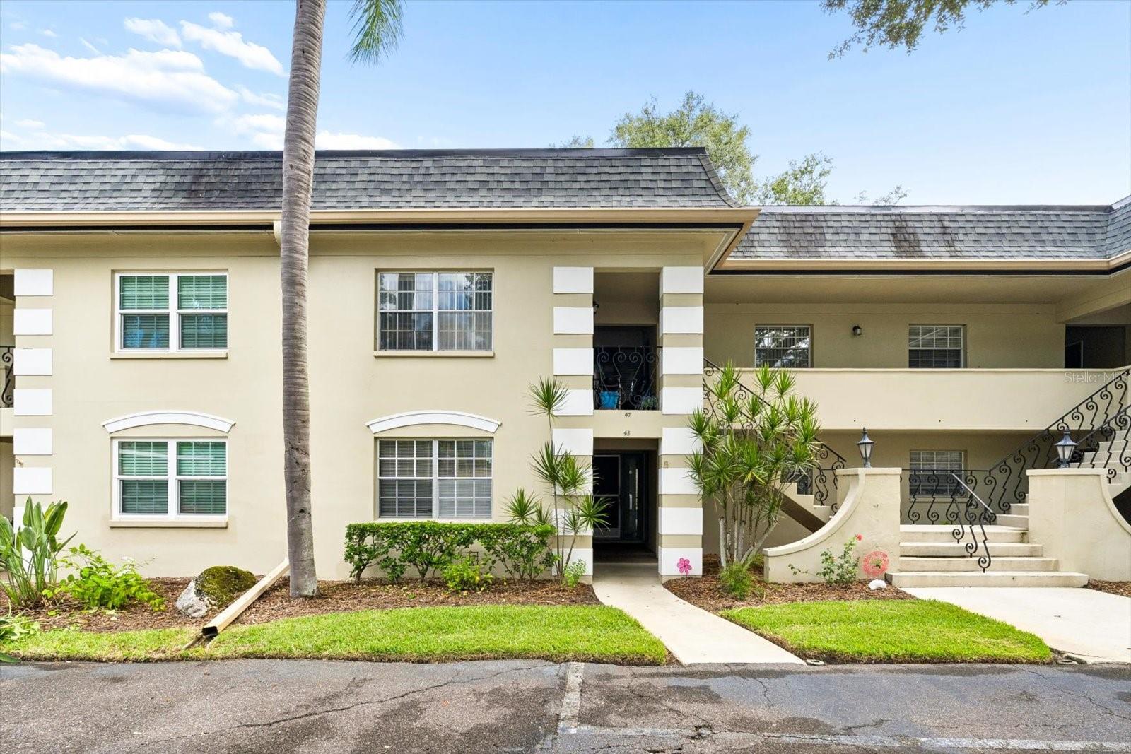 43 Country Club Dr — photo
