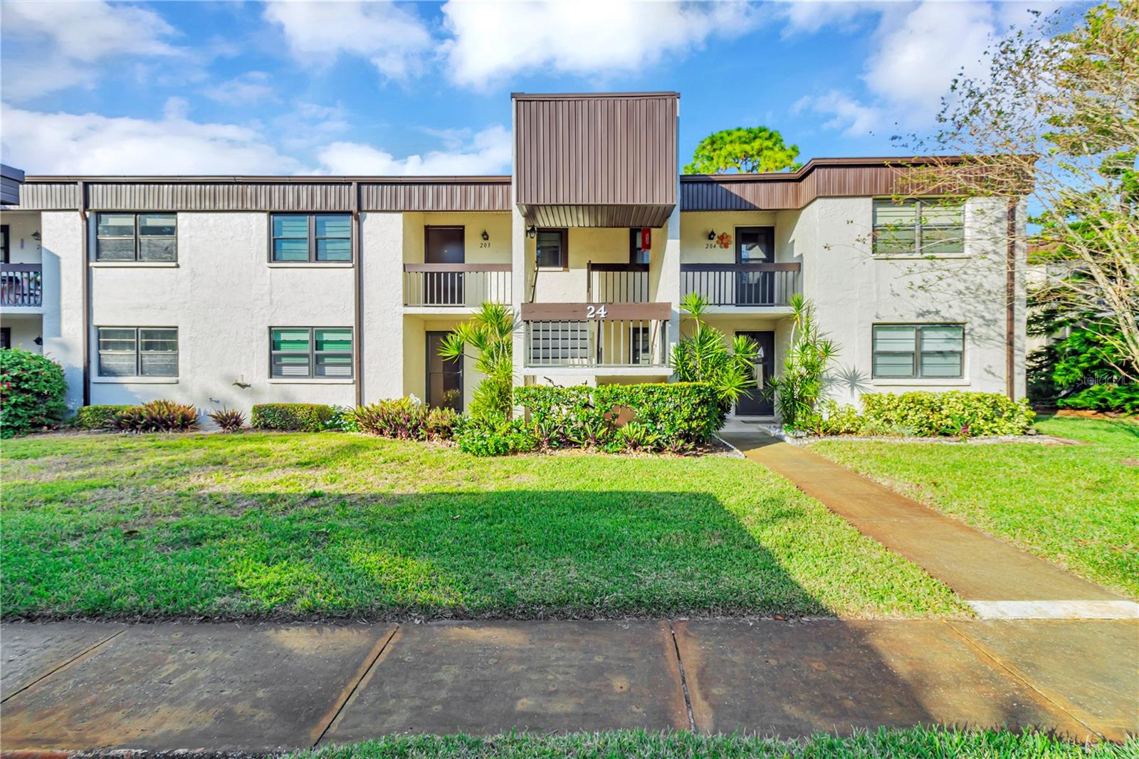2400 Winding Creek Blvd #24-203 — photo